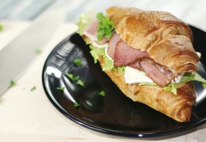 Crowd Cow: Preparing Delicious Wagyu Katsu Sando At Home